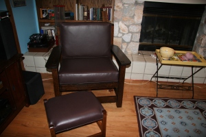 Stickley-style Grandfather Chair